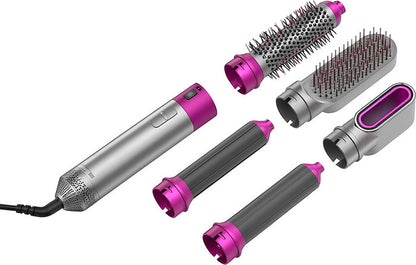 מעצב השיער אחד בחמש של לורה